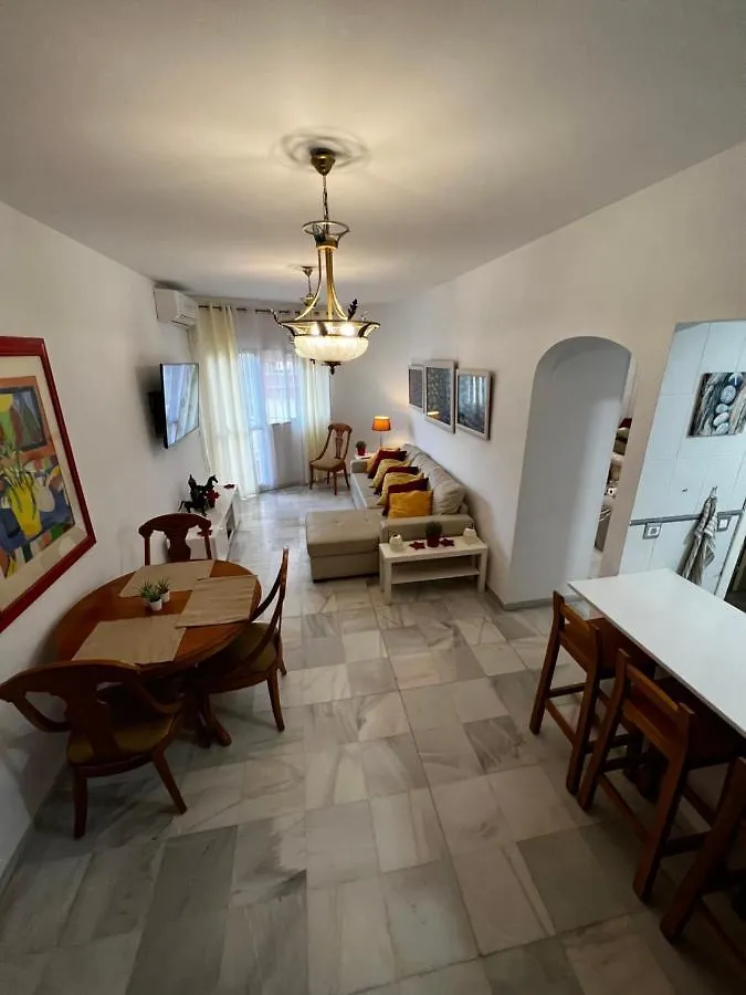Synergy Apartment, 2 Bedroom, City Center By Namaste Elite Torremolinos Apartamento