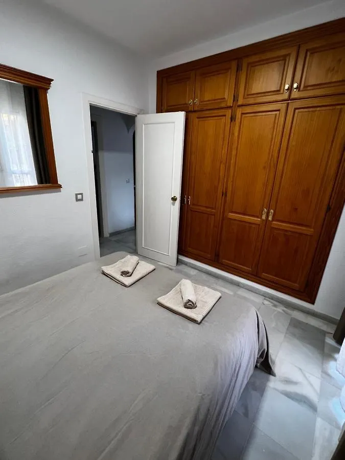 Synergy Apartment, 2 Bedroom, City Center By Namaste Elite Torremolinos