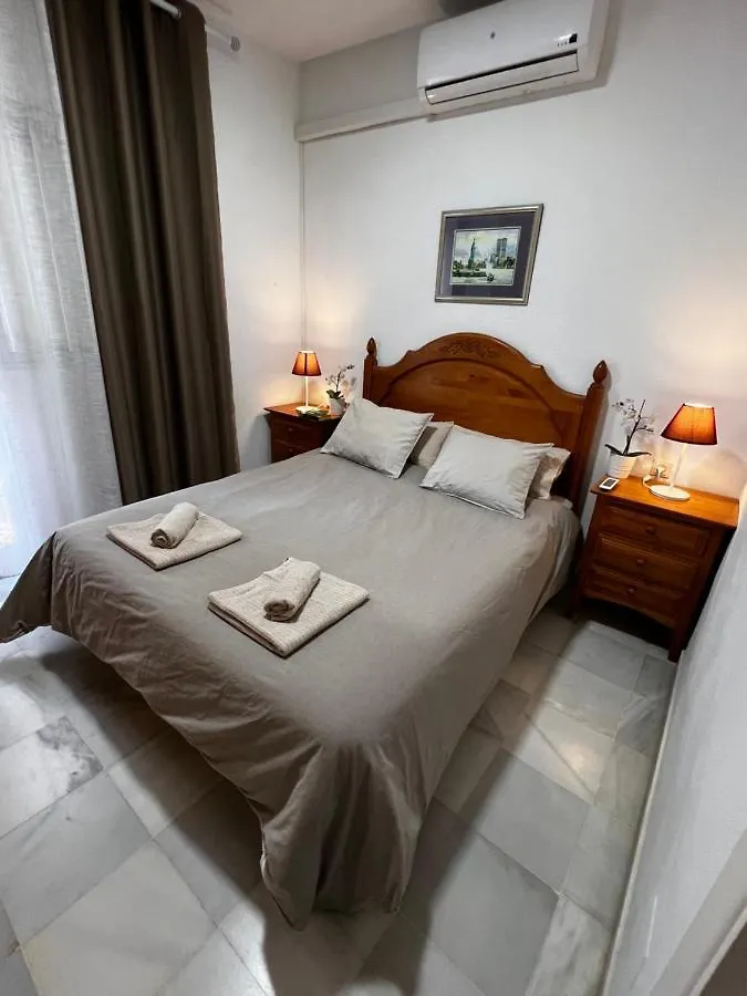 Synergy Apartment, 2 Bedroom, City Center By Namaste Elite Torremolinos 0*,  Espanha